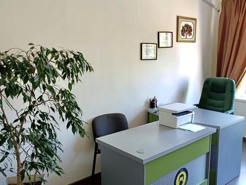 комерційна за адресою Митрополита Шептицького вул., 5-Б