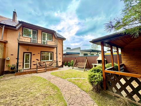 будинок за адресою Стожари