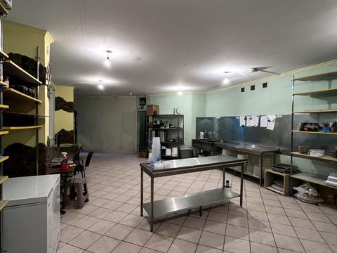 комерційна за адресою Чернівецька вул., 53