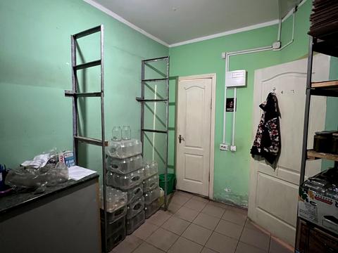 комерційна за адресою Чернівецька вул., 53