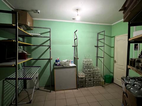 комерційна за адресою Чернівецька вул., 53