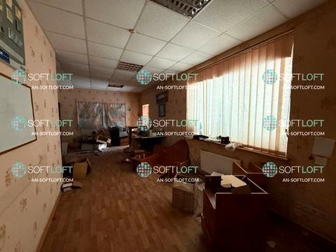 комерційна за адресою Силікатна вул. (Достоєвського), 3