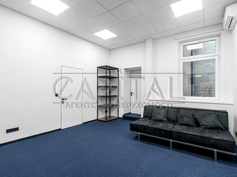 коммерческая по адресу Евгения Чикаленко ул. (Пушкінська), 34