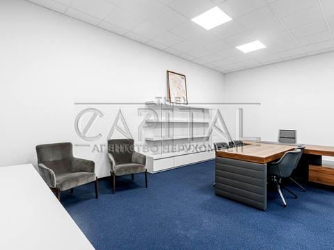 коммерческая по адресу Евгения Чикаленко ул. (Пушкінська), 34