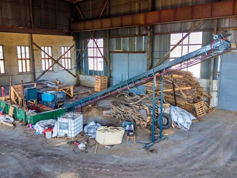 коммерческая по адресу Героїв у ул., 25