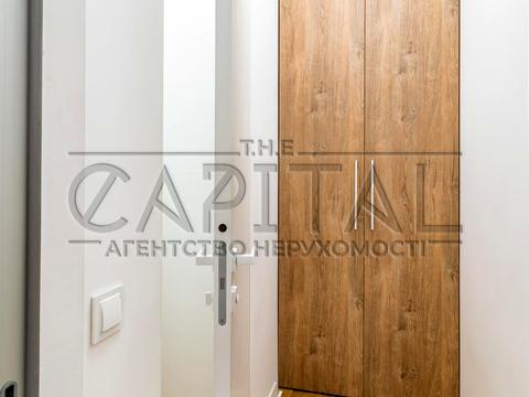 коммерческая по адресу Михаила Грушевского ул., 9-Б