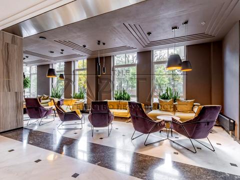 коммерческая по адресу Михаила Грушевского ул., 9-Б