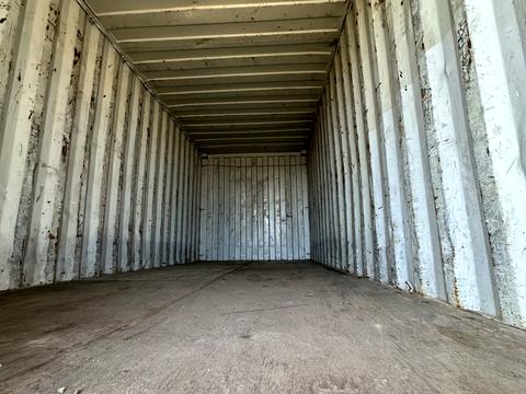 комерційна за адресою Кулика і Гудачека вул. (Макарова), 2