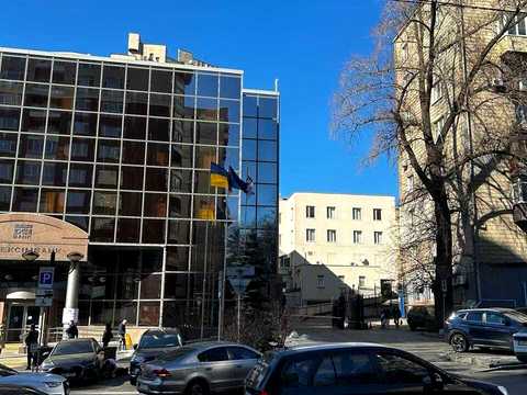 комерційна за адресою Велика Васильківська вул. (Червоноармійська), 122