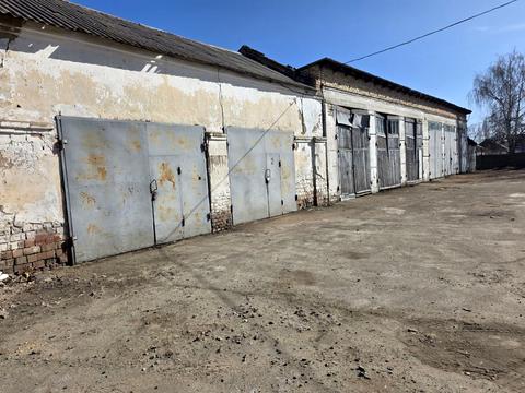 комерційна за адресою Ярослава Мудрого вул., 2