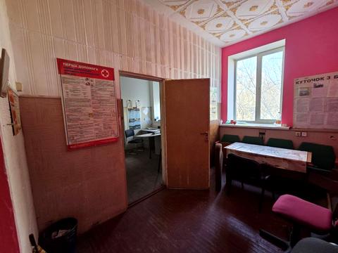 комерційна за адресою Ярослава Мудрого вул., 2