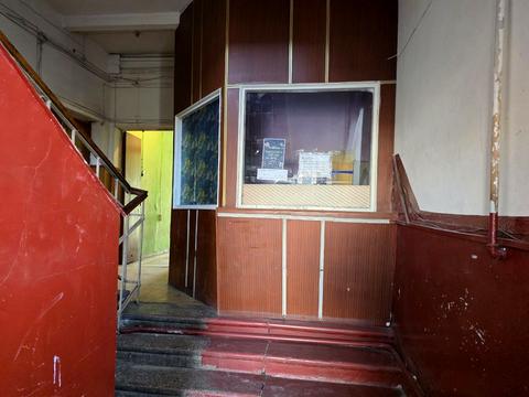 комерційна за адресою Ярослава Мудрого вул., 2