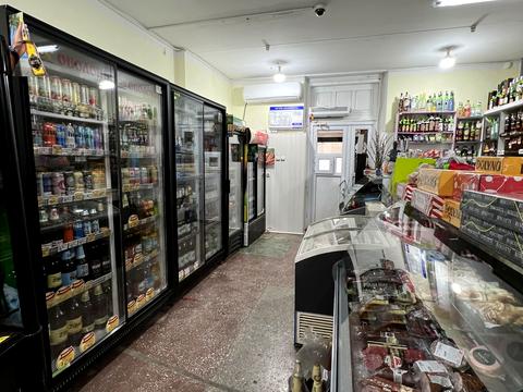 комерційна за адресою Чернівецька вул., 58