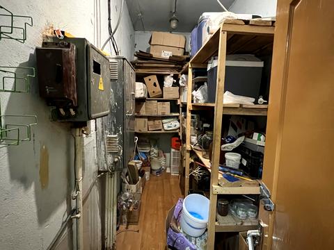 комерційна за адресою Чернівецька вул., 58