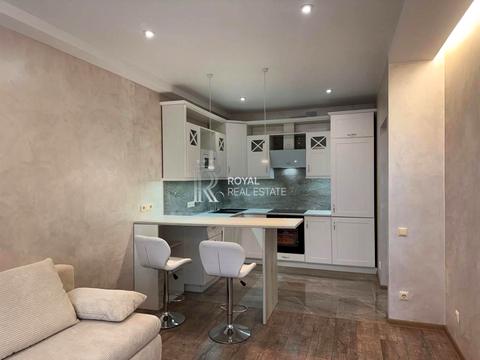 квартира за адресою Михайла Максимовича вул. (Онуфрія Трутенка), 24-А