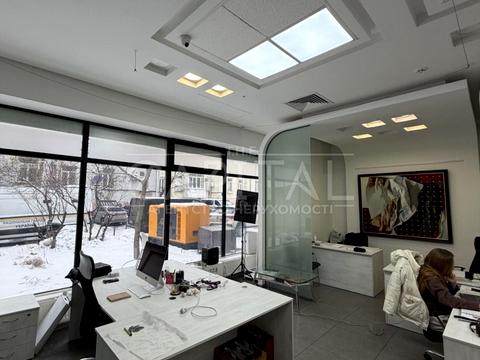 коммерческая по адресу Князей Острожских ул. (Московська), 23