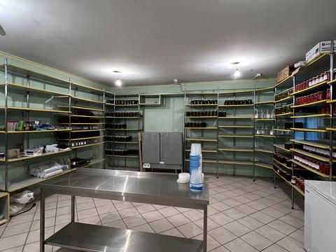 комерційна за адресою Чернівецька вул., 53