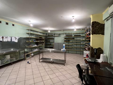 комерційна за адресою Чернівецька вул., 53