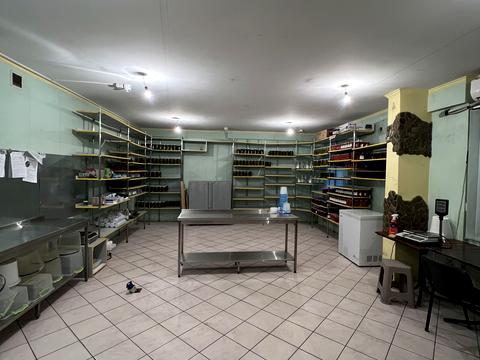 комерційна за адресою Чернівецька вул., 53