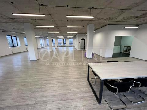 коммерческая по адресу Валерия Лобановского просп., 1