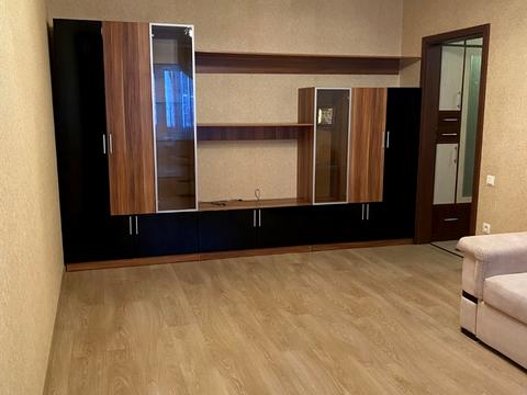 квартира за адресою Лазурна вул., 10-В