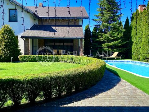 будинок за адресою Лісова вул.