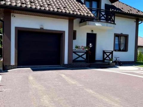 будинок за адресою смт. Брюховичі, Підлісна вул.