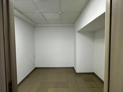 комерційна за адресою Паторжинського вул., 22