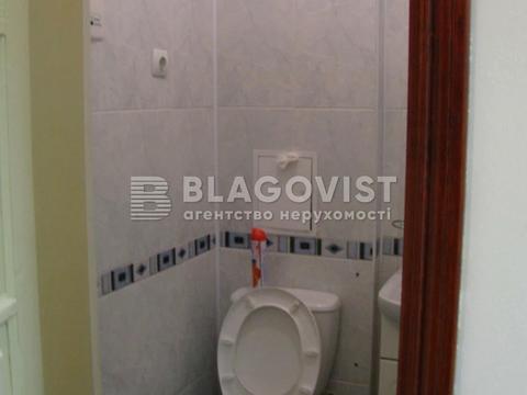 комерційна за адресою Рогнідинська вул., 1/13-А