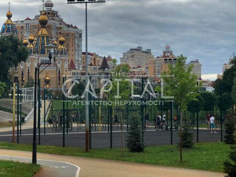 коммерческая по адресу Владимира Ивасюка просп. (Героїв Сталінграду), 4