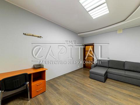 коммерческая по адресу Владимира Ивасюка просп. (Героїв Сталінграду), 4