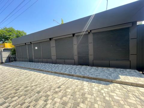 комерційна за адресою Перемоги вул., 24