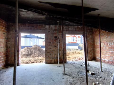 будинок за адресою Яблунева вул., 1/2