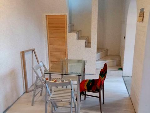 дом по адресу Коновальця