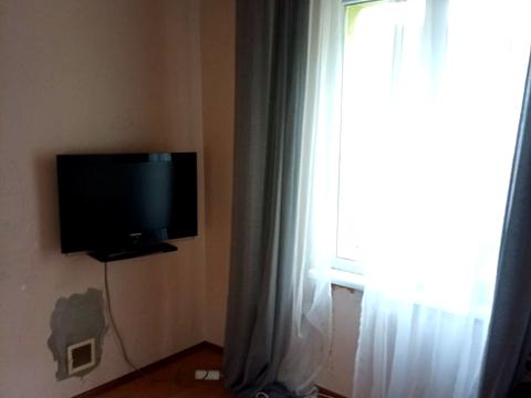 дом по адресу Коновальця