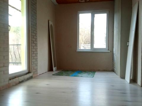 дом по адресу Коновальця