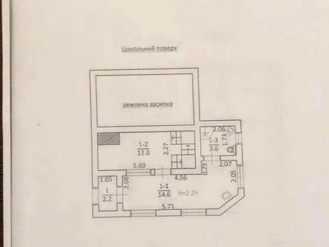 дом по адресу Коновальця