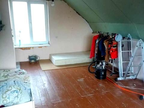 дом по адресу Коновальця