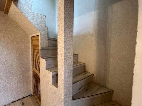 дом по адресу Коновальця