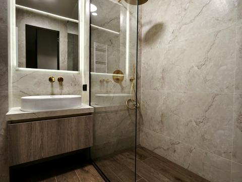 квартира за адресою Слов'янська набережна вул., 21-А