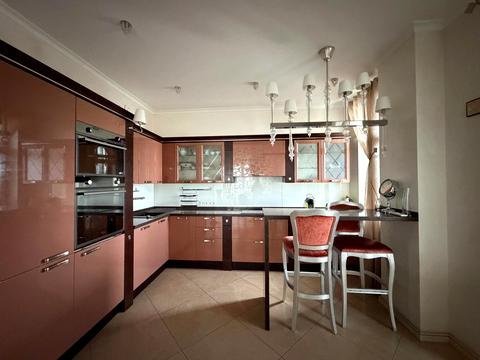 квартира за адресою Миколи Міхновського бульв. (Дружби народів), 14-16