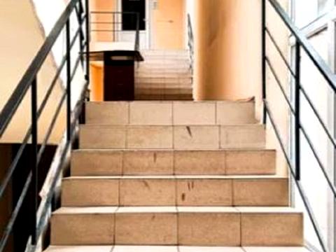 комерційна за адресою 1-ша Сортувальна вул., 36-Г