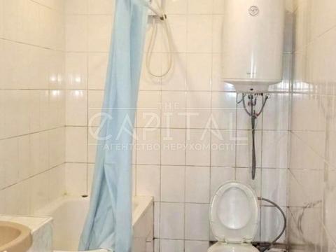 комерційна за адресою 1 Травня вул., 13