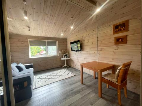 будинок за адресою Садова вул., 1б