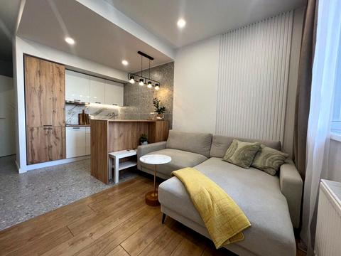 квартира за адресою Ревуцького вул., 40-В