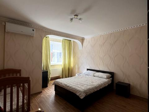 квартира за адресою Матвія Донцова вул. (Тургенєвська), 10