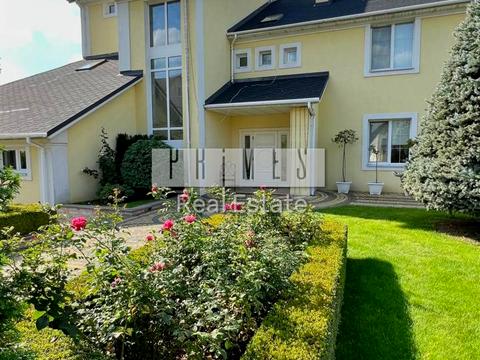 будинок за адресою Хутірська вул.