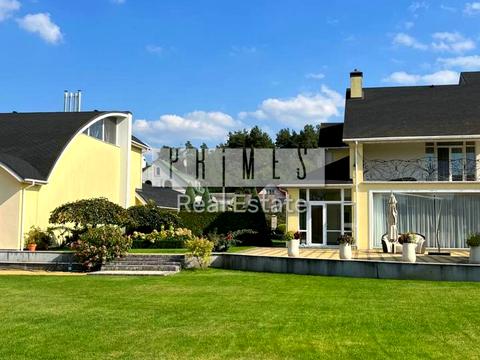 будинок за адресою Хутірська вул.