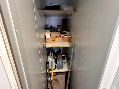 комерційна за адресою Свято-Покровська вул. (Леніна), 42