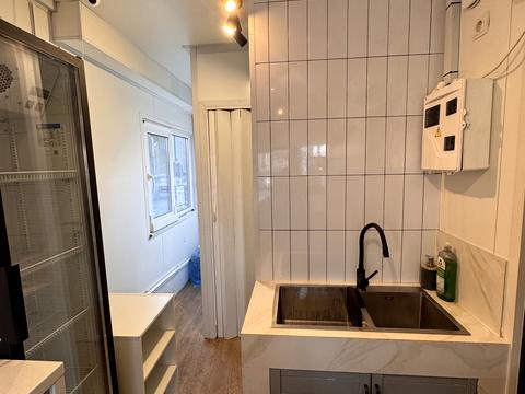 комерційна за адресою Свято-Покровська вул. (Леніна), 42